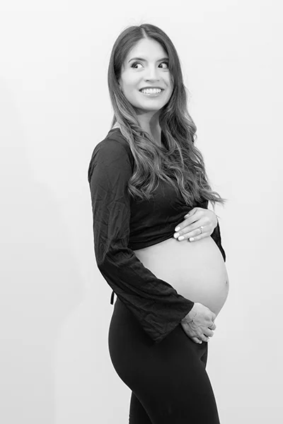 Maternity photographer in NJ - Black and white photographer in studio nj