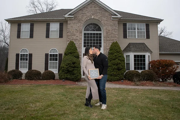 MC Productions NJ – Powerful maternity pose emphasizing beauty, strength, and motherhood