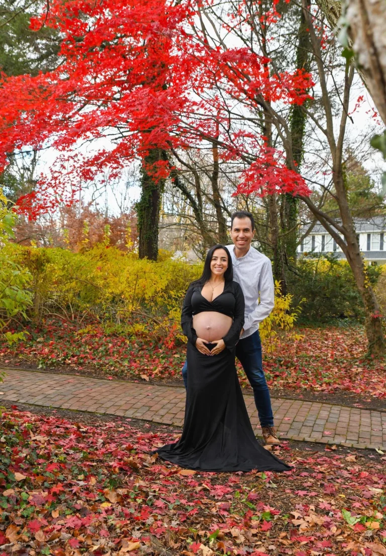 MC Productions NJ – Outdoor maternity photoshoot in New Jersey with natural, glowing light